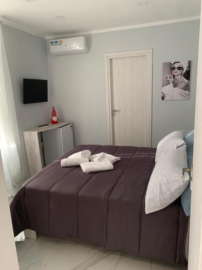 Fortunato'S Home เนเปิลส์ ภายนอก รูปภาพ